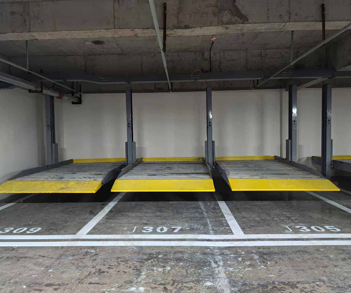 3层立体停车设备解决城市停车难题